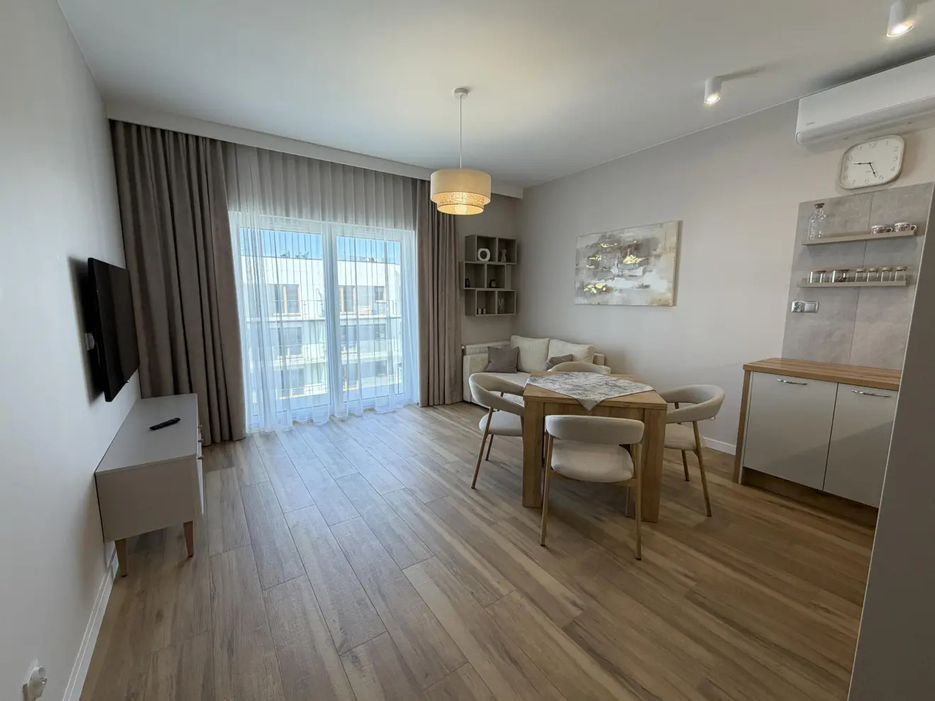 wielkopolskie, Poznań, Grunwald, Junikowo, Wieruszowska, 2 pokoje | klimatyzacja  | balkon | garaż | komórka
