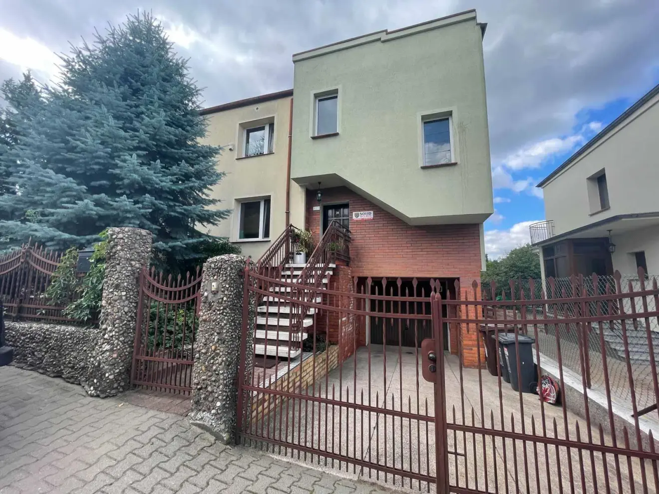 wielkopolskie, Poznań, Świerczewo, Duży dom z garażem | dwa mieszkania | ogródek